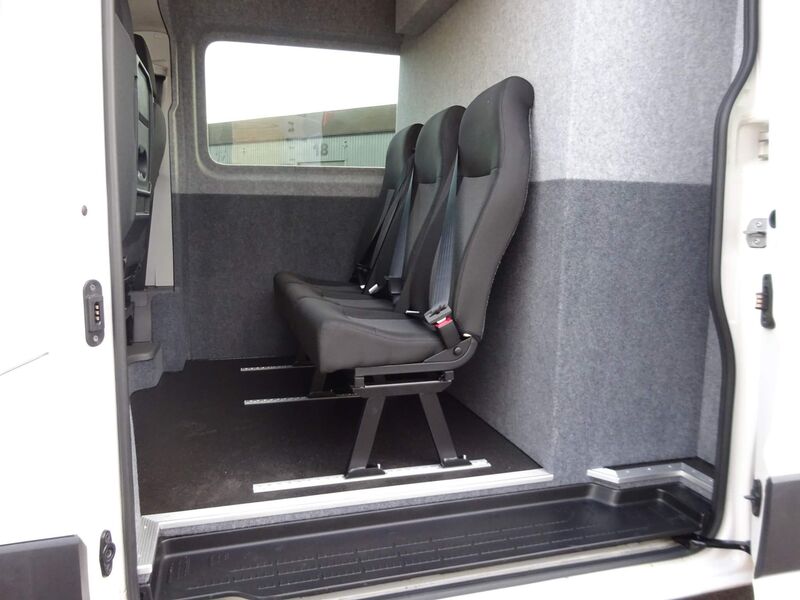 VOLKSWAGEN CRAFTER