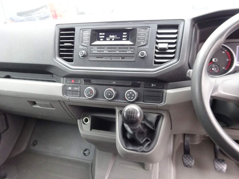 VOLKSWAGEN CRAFTER