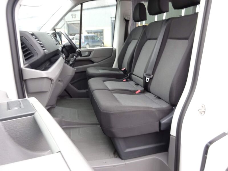 VOLKSWAGEN CRAFTER