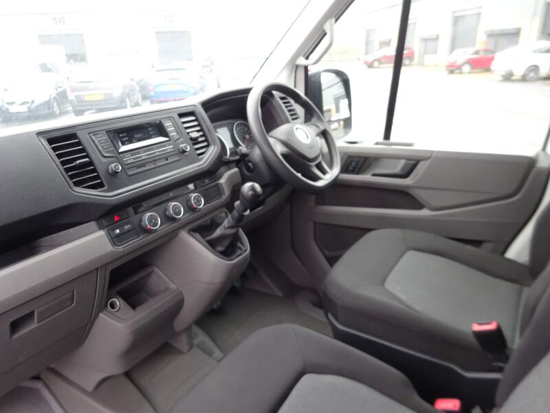 VOLKSWAGEN CRAFTER
