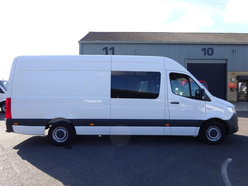 MERCEDES-BENZ SPRINTER