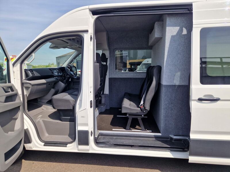 VOLKSWAGEN CRAFTER