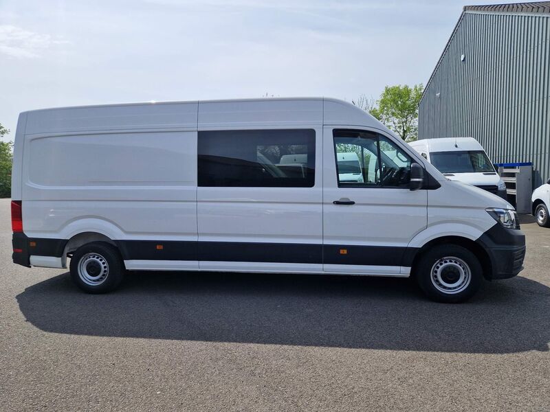 VOLKSWAGEN CRAFTER