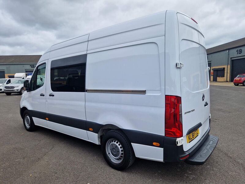MERCEDES-BENZ SPRINTER