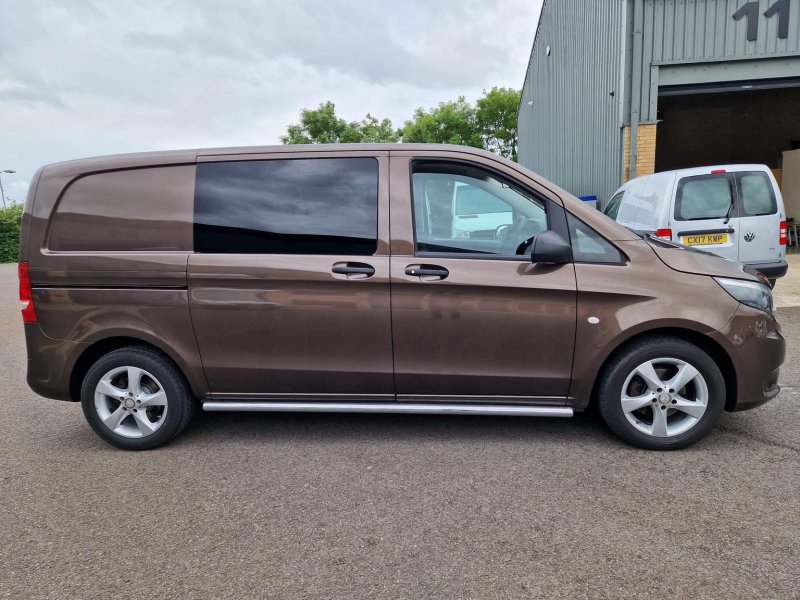 MERCEDES-BENZ VITO