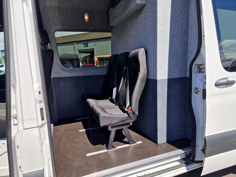 MERCEDES-BENZ SPRINTER
