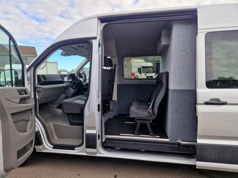 VOLKSWAGEN CRAFTER