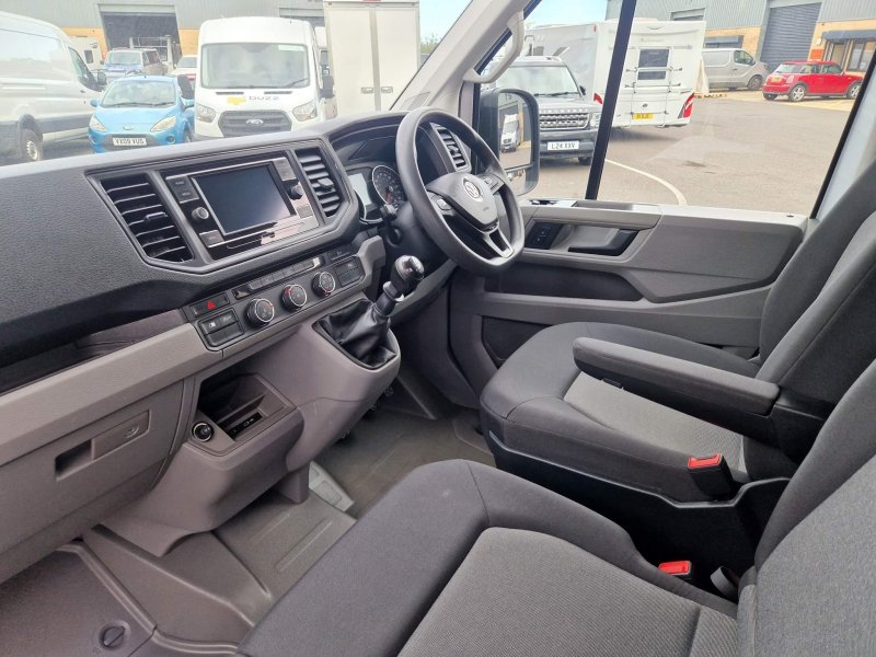 VOLKSWAGEN CRAFTER