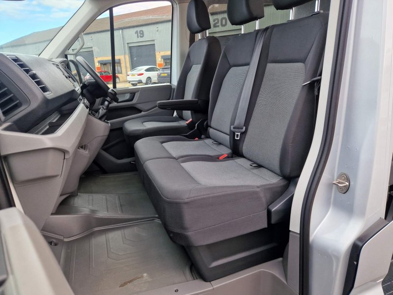 VOLKSWAGEN CRAFTER