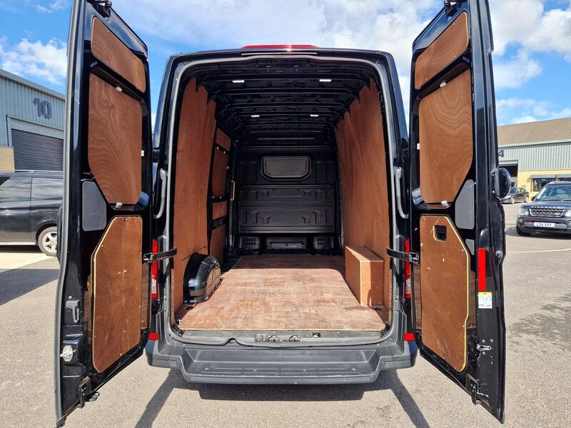 VOLKSWAGEN CRAFTER