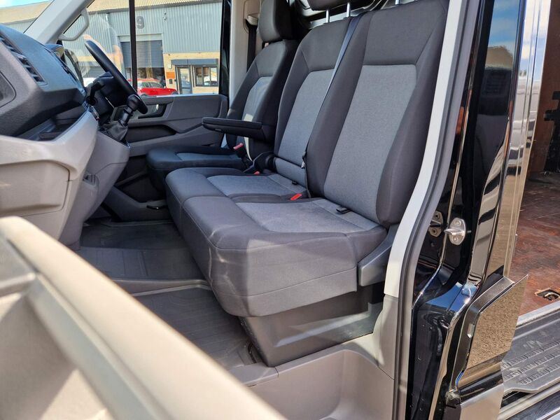 VOLKSWAGEN CRAFTER