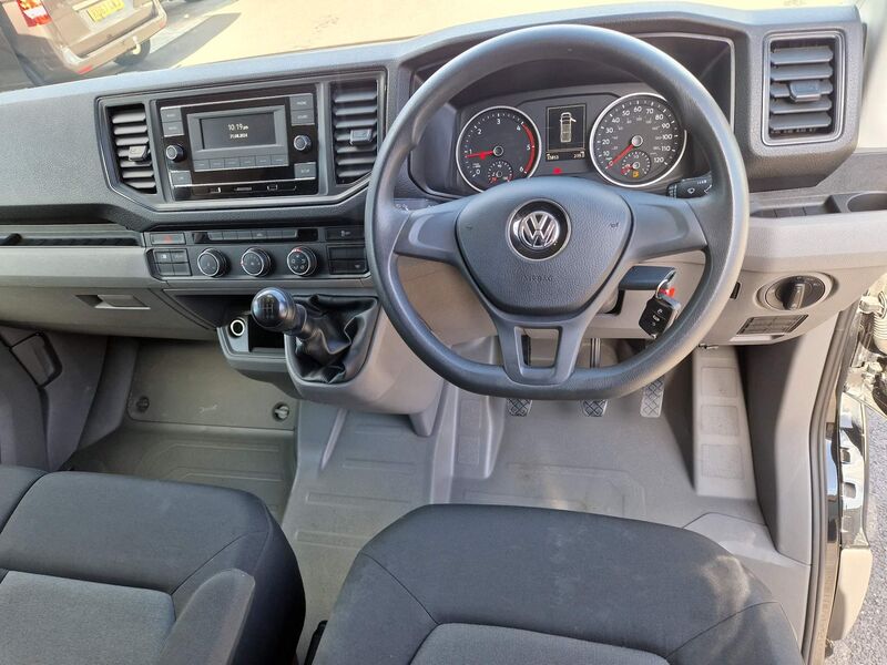 VOLKSWAGEN CRAFTER