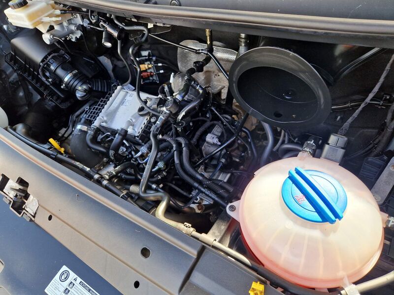 VOLKSWAGEN CRAFTER