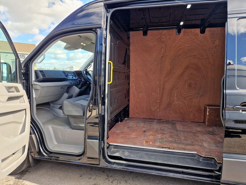 VOLKSWAGEN CRAFTER