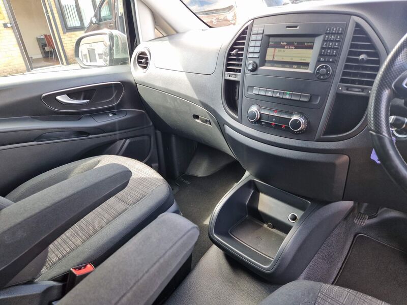 MERCEDES-BENZ VITO