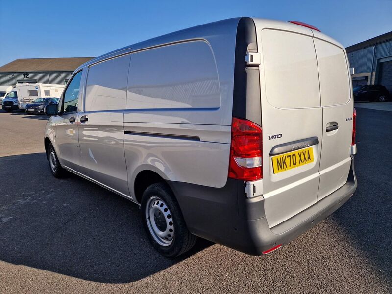 MERCEDES-BENZ VITO
