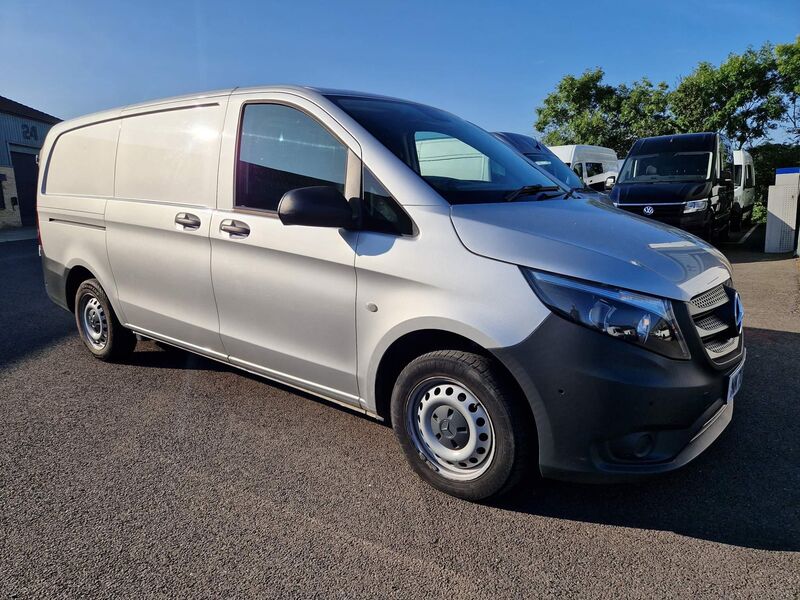 MERCEDES-BENZ VITO