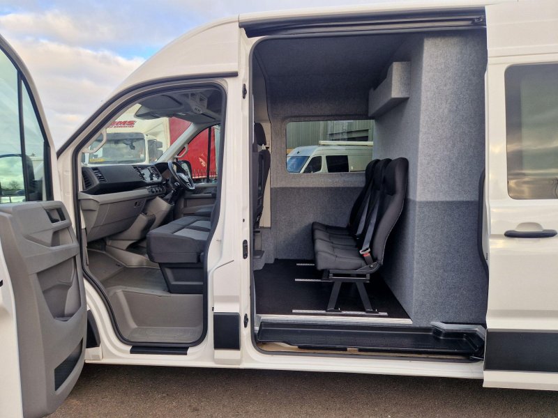 VOLKSWAGEN CRAFTER
