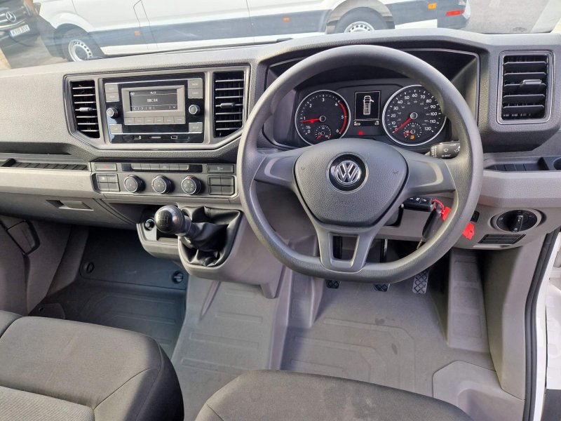 VOLKSWAGEN CRAFTER