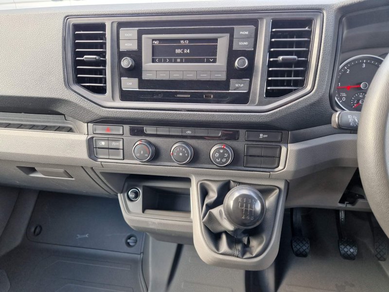VOLKSWAGEN CRAFTER