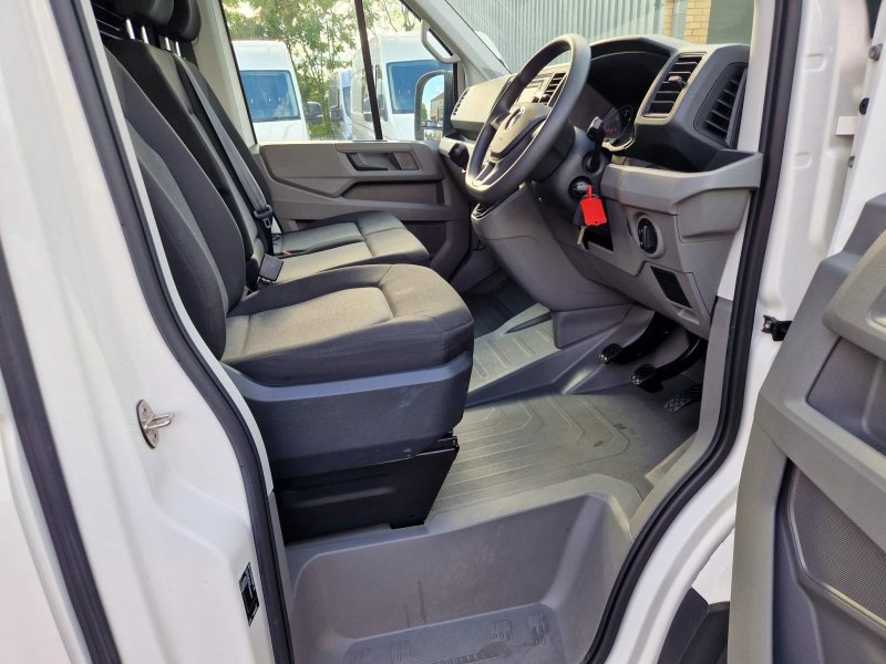 VOLKSWAGEN CRAFTER