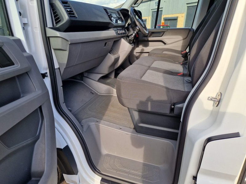 VOLKSWAGEN CRAFTER