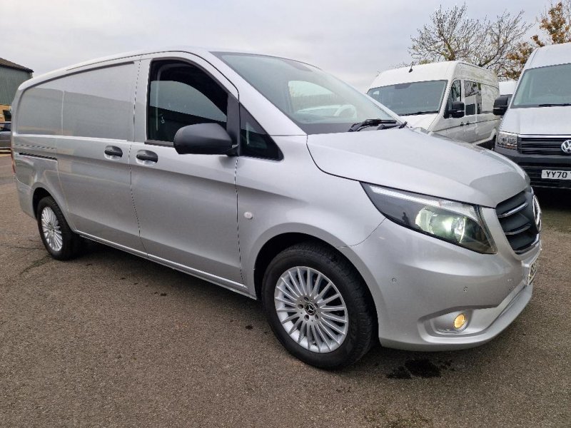 MERCEDES-BENZ VITO
