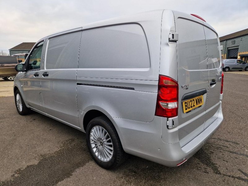 MERCEDES-BENZ VITO