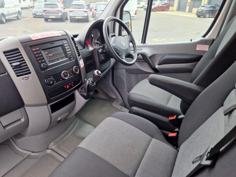 VOLKSWAGEN CRAFTER