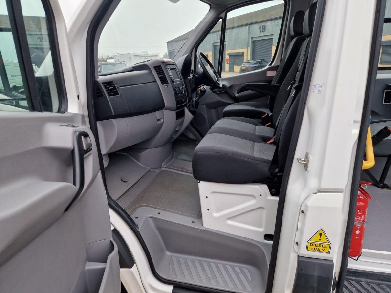 VOLKSWAGEN CRAFTER