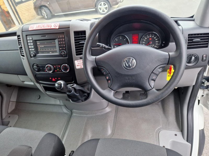 VOLKSWAGEN CRAFTER