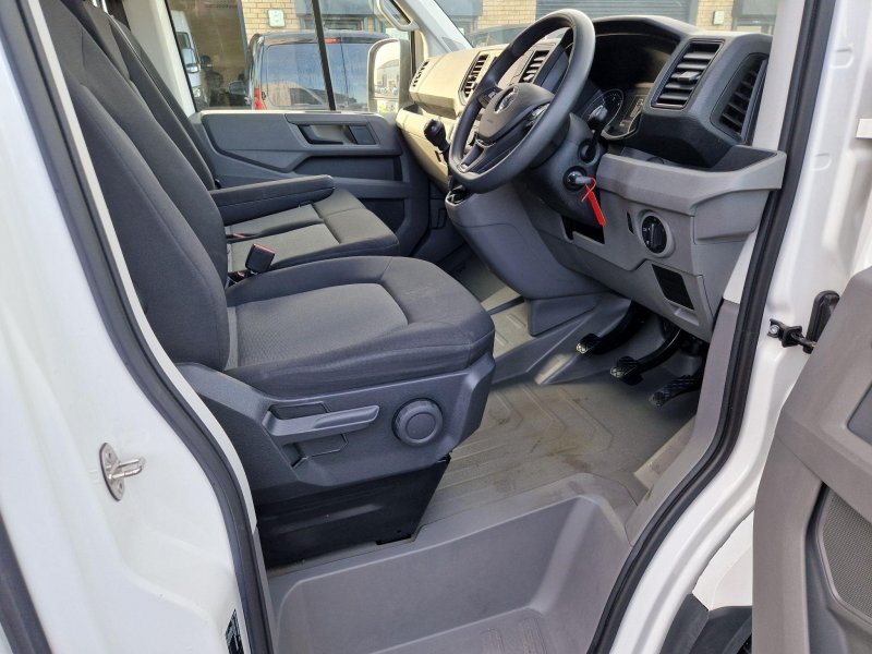 VOLKSWAGEN CRAFTER