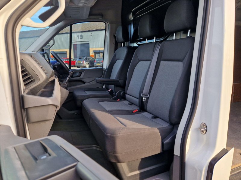 VOLKSWAGEN CRAFTER