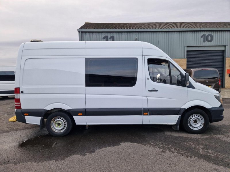 MERCEDES-BENZ SPRINTER