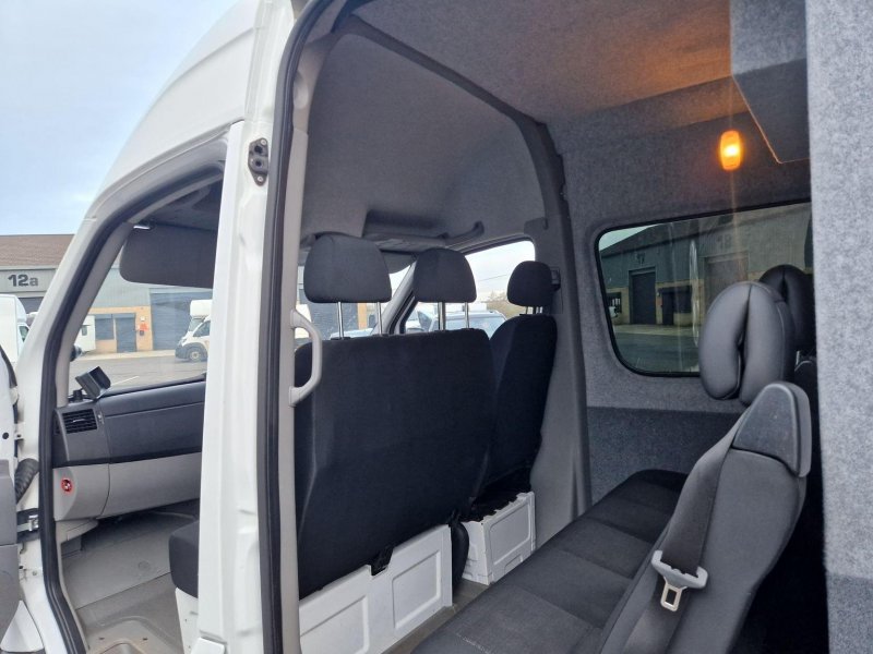 MERCEDES-BENZ SPRINTER
