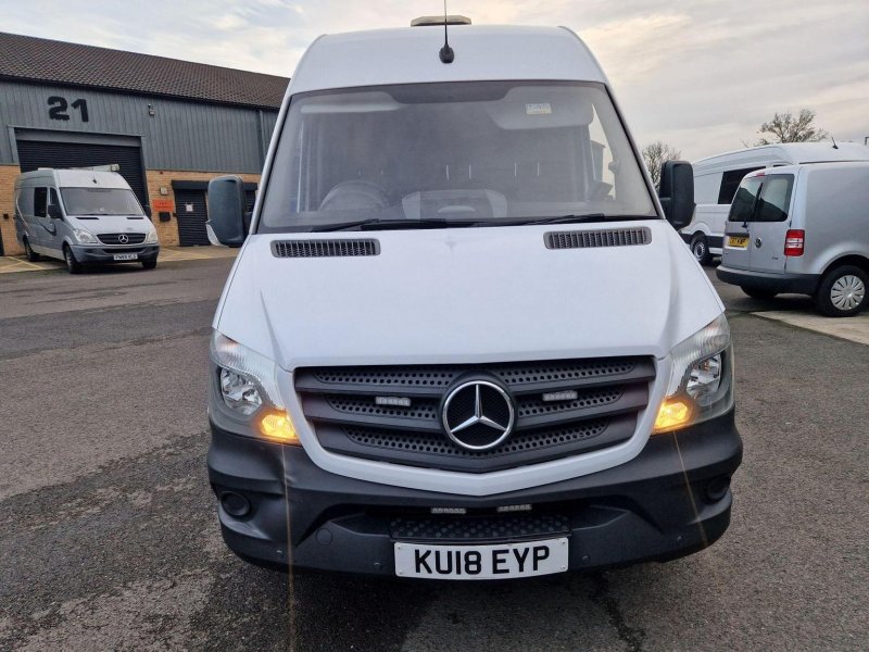 MERCEDES-BENZ SPRINTER