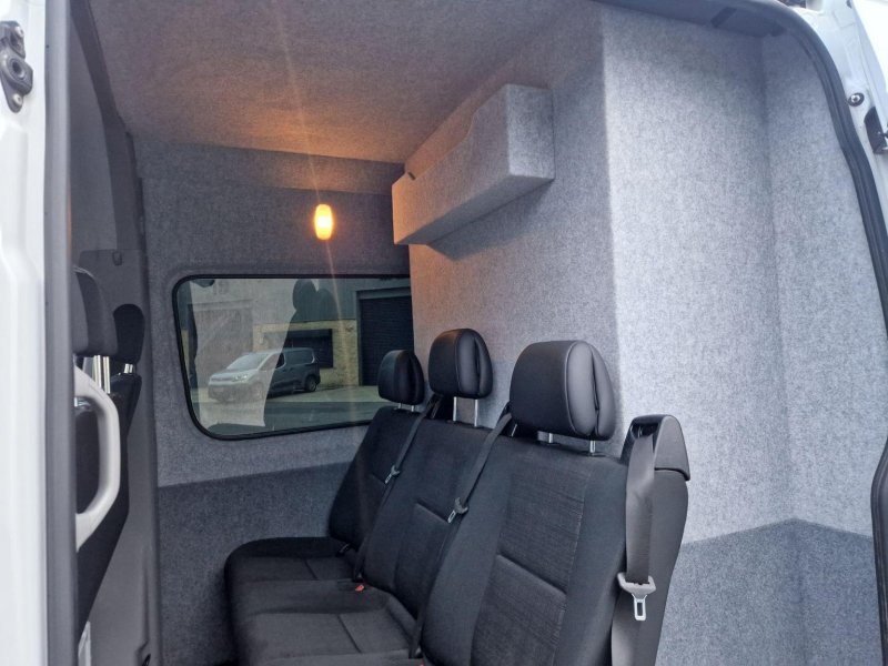 MERCEDES-BENZ SPRINTER