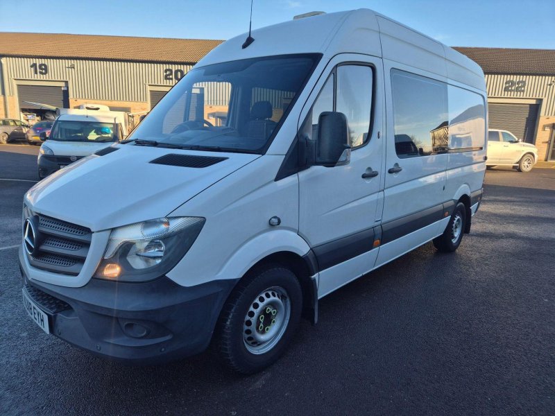 MERCEDES-BENZ SPRINTER