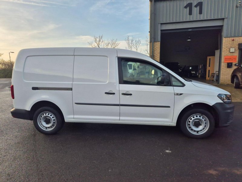 VOLKSWAGEN CADDY MAXI