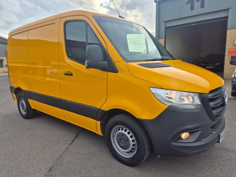 MERCEDES-BENZ SPRINTER