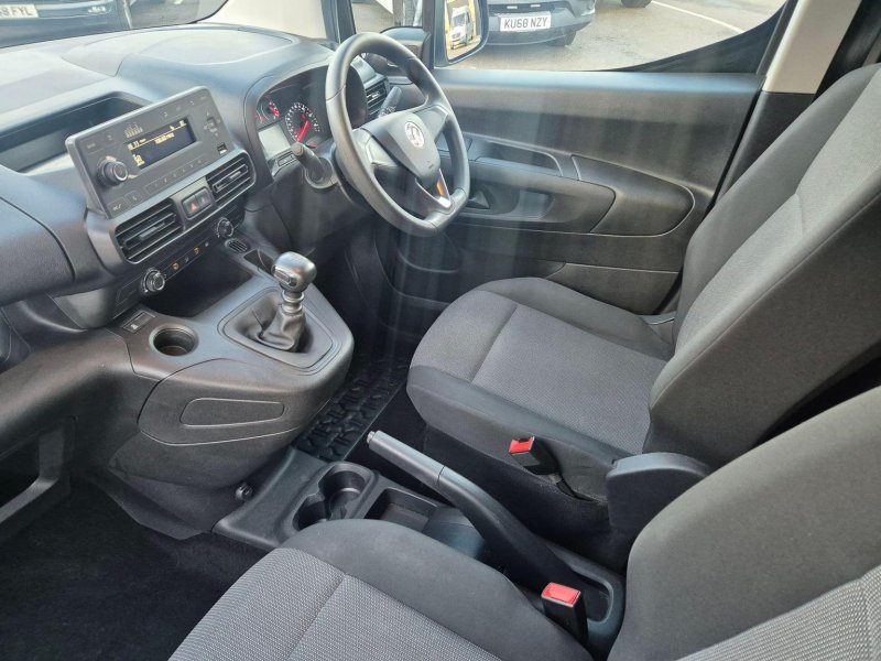 VAUXHALL COMBO