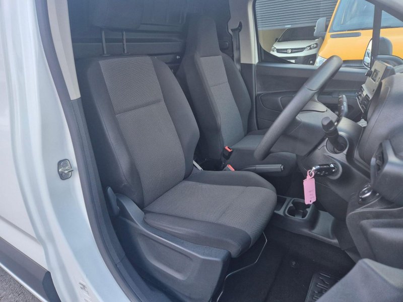 VAUXHALL COMBO
