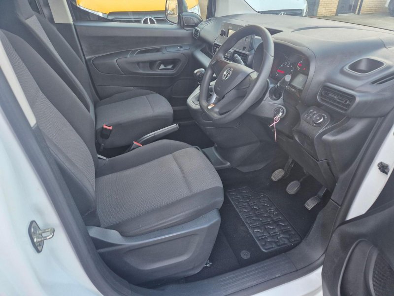 VAUXHALL COMBO