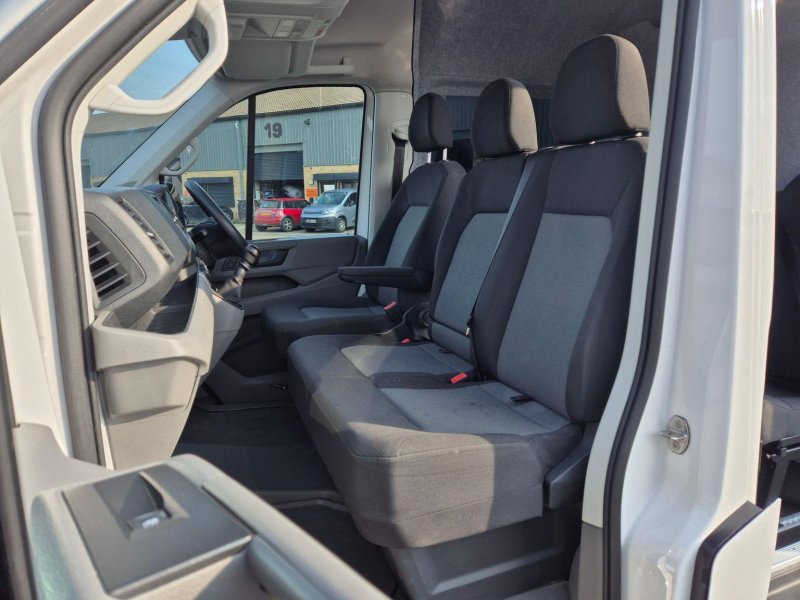 VOLKSWAGEN CRAFTER