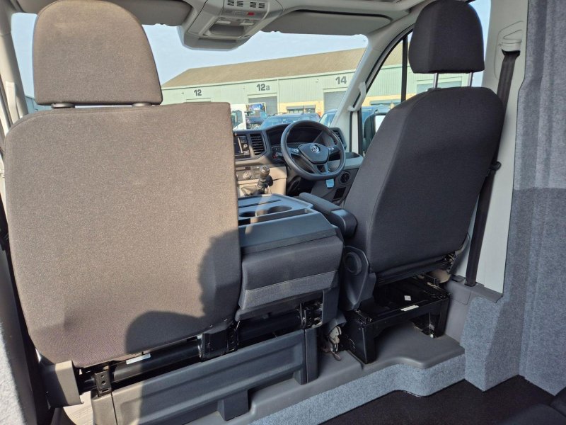 VOLKSWAGEN CRAFTER