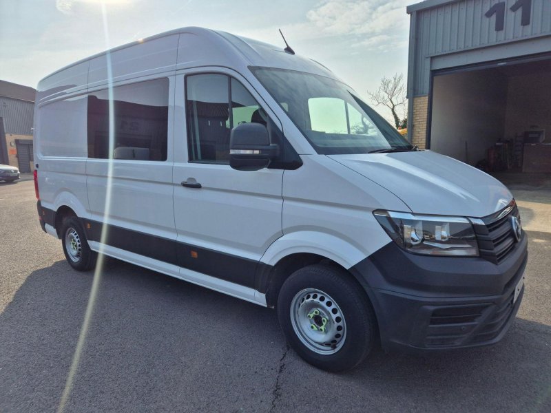 VOLKSWAGEN CRAFTER
