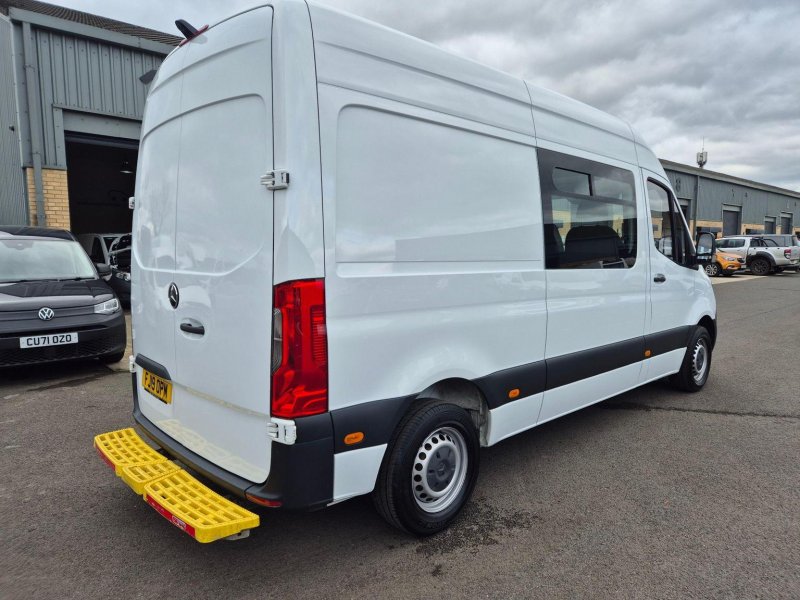MERCEDES-BENZ SPRINTER