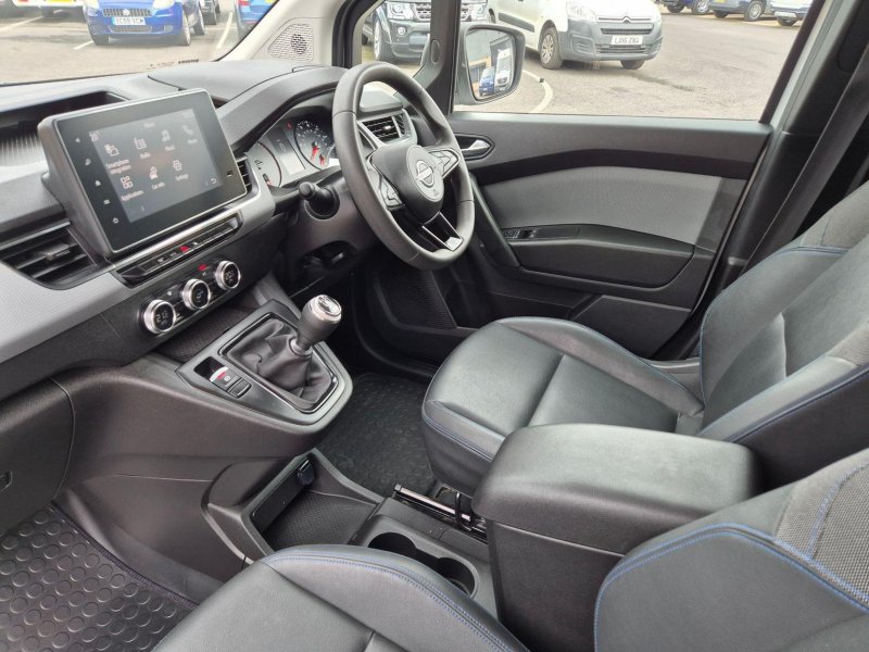NISSAN TOWNSTAR