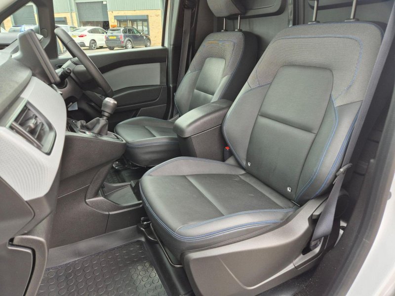 NISSAN TOWNSTAR