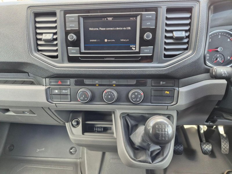 VOLKSWAGEN CRAFTER